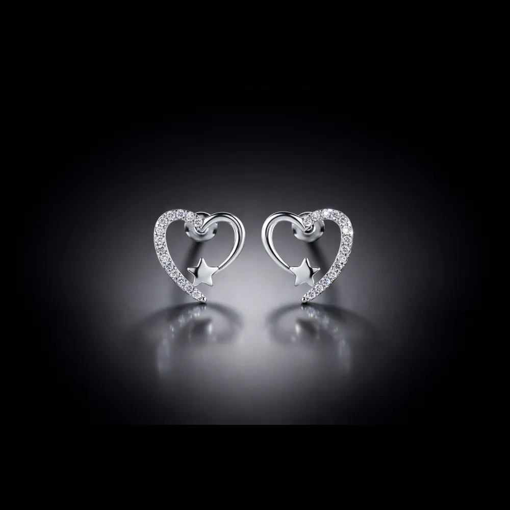 Tavira 92.5 Silver Starlit Heart Moissanite Earrings - TF Cakes Online Delivery Freshly baked handcrafted Tavira 92.5 Silver Starlit Heart Moissanite Earrings – Cake design by TF Cakes